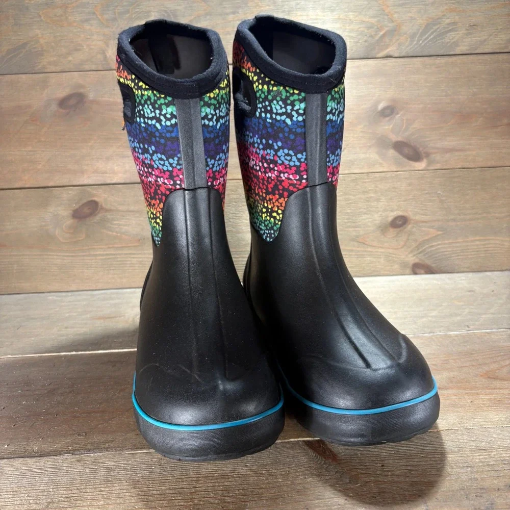 Bogs Classic II Girls size 6 shoes Black waterproof Rainbow snow boots